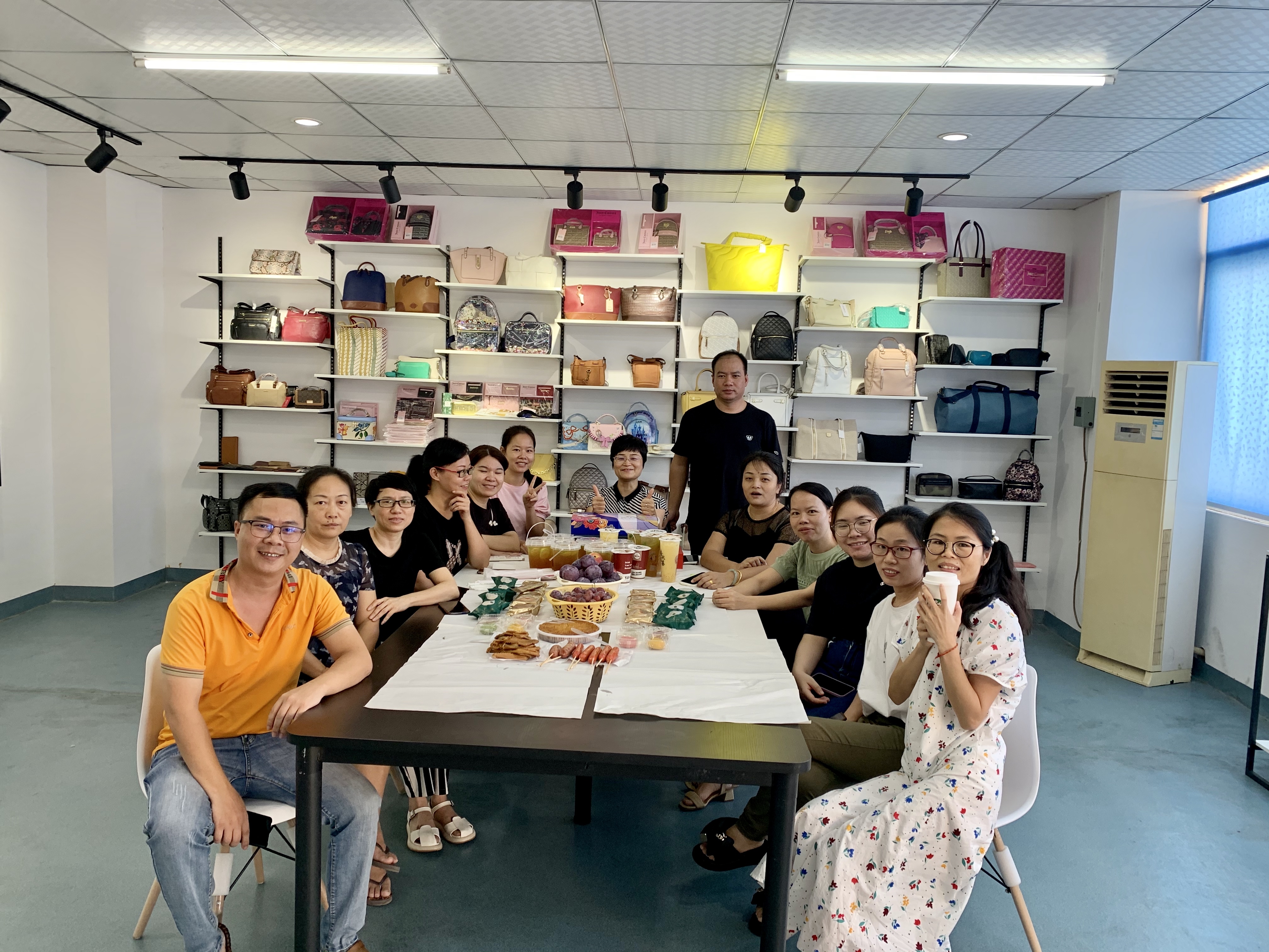 Let's Party! All Hongding Employees Celebrate the Mid-Autumn Festival Together